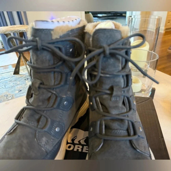 Sorel Women’s Gray Explorer II Joan Waterproof Boot Size 8 - Picture 3 of 16